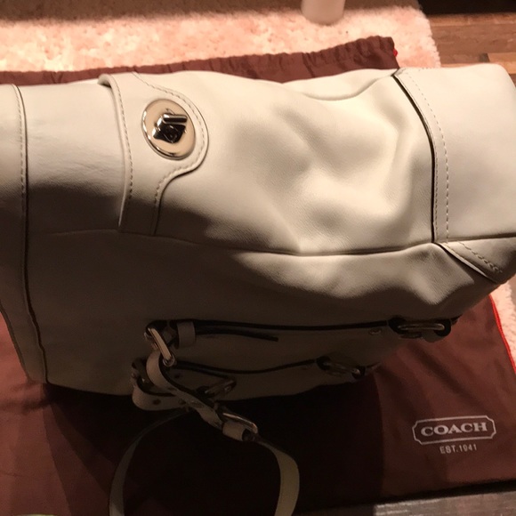 All Leather Coach Bag - Picture 4 of 8